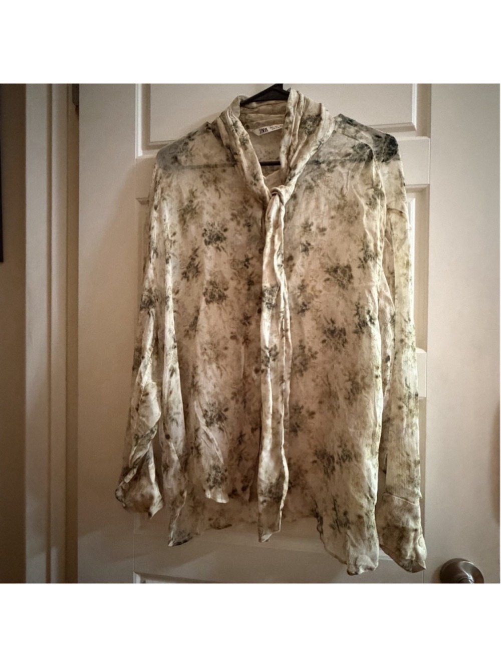 Zara Sheer Floral Tie Blouse - Size Large - Picture 3 of 14